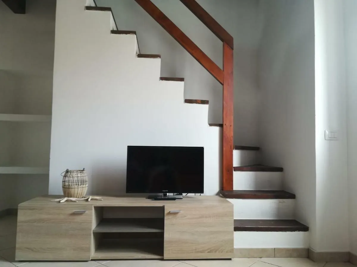 Konukevi U Scogghiu Residence Lampedusa